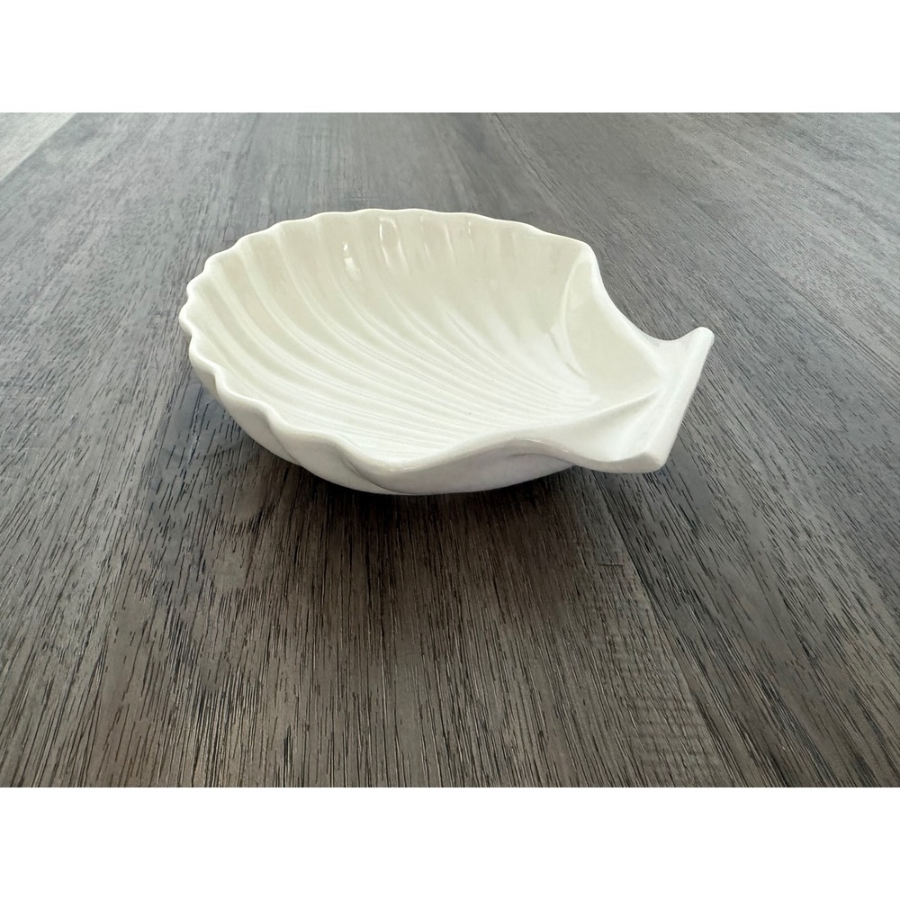 Oven Proof White Ceramic Seashell Trinket Candy Dish Coastal Beach Decor 6.5" - Picture 4 of 8